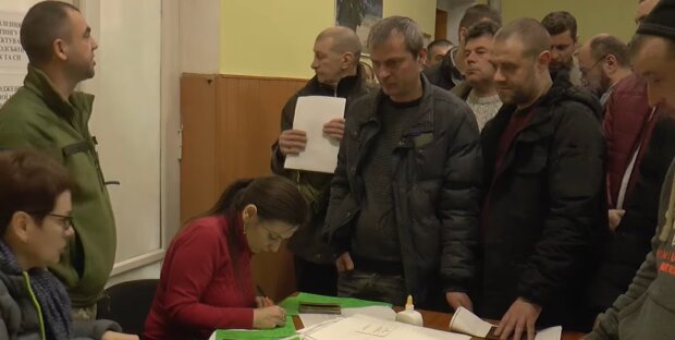 Мобілізація в Україні: скільки громадян насправді потрібно призвати, думка експерта