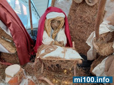 Ікони та шопка з соломи: у Палаці Потоцьких відкрили особливу різдвяну виставку. ФОТО