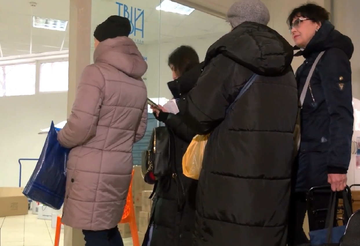 Безкоштовні продукти для ВПО та пенсіонерів у Харкові: як українцям отримати допомогу