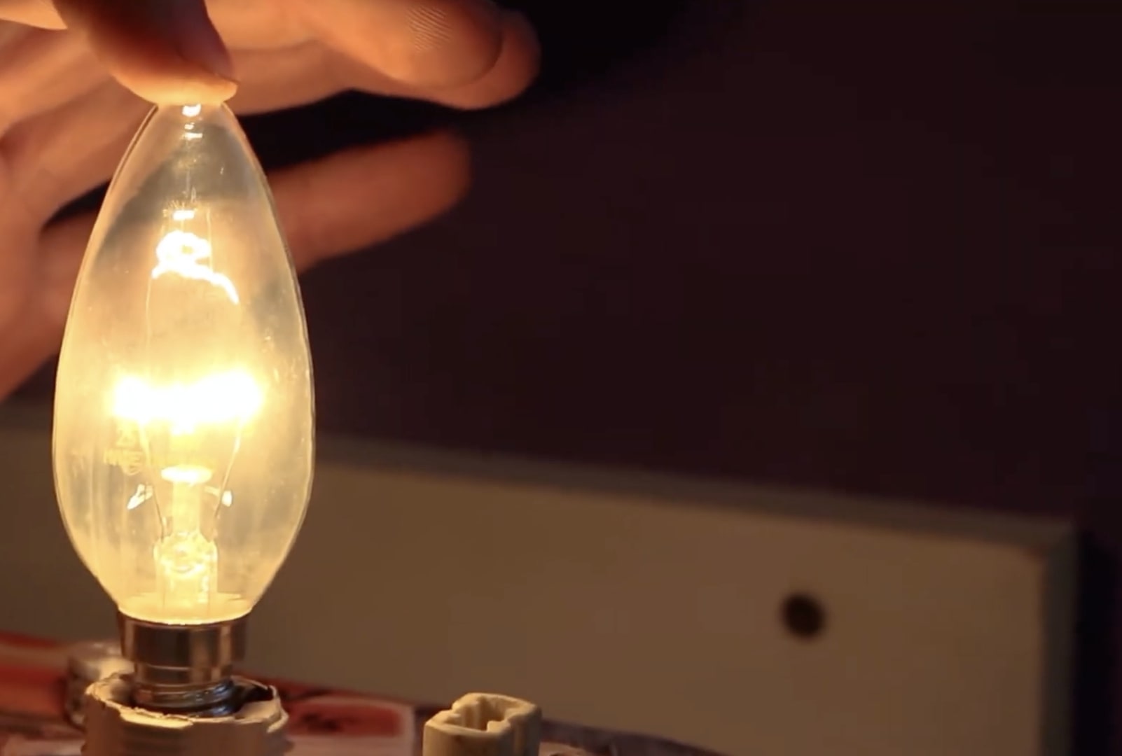 Графік відключення світла у листопаді в Полтавській області: зроблено оголошення