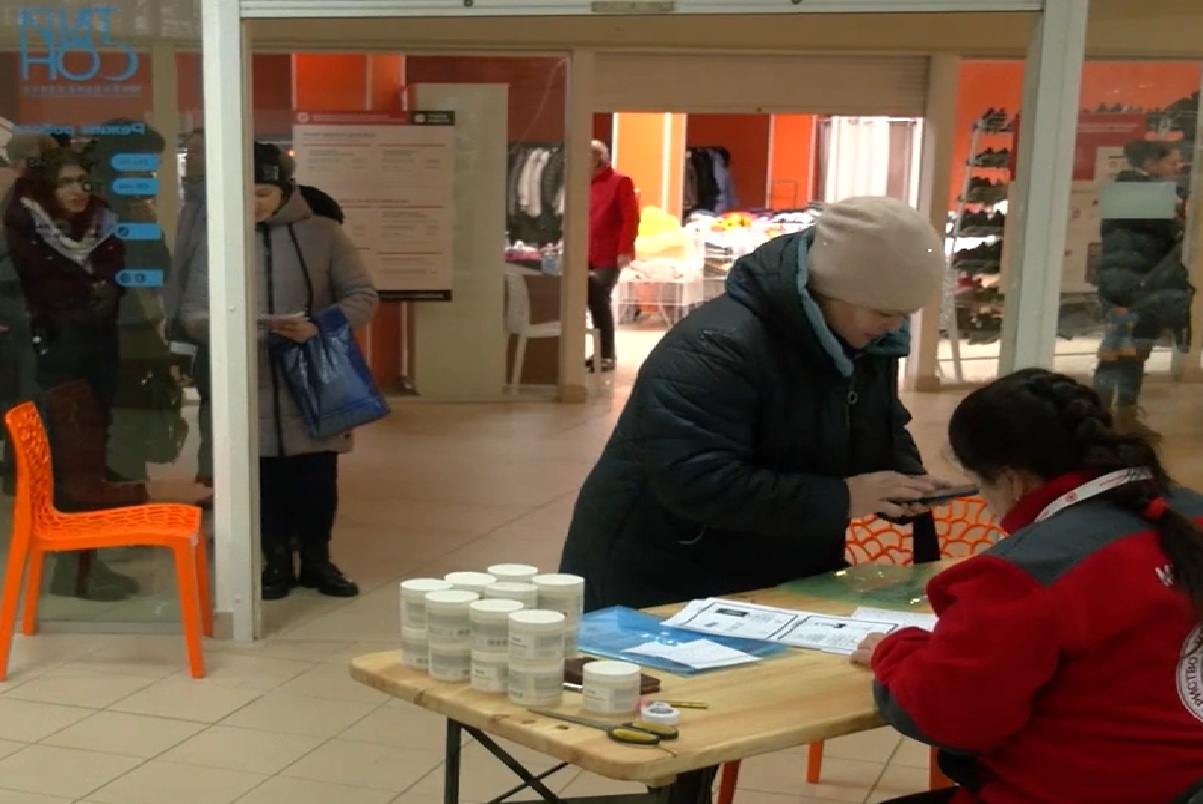 Безкоштовні продукти для ВПО та пенсіонерів у Запоріжжі: що потрібно знати про гуманітарну допомогу для українців