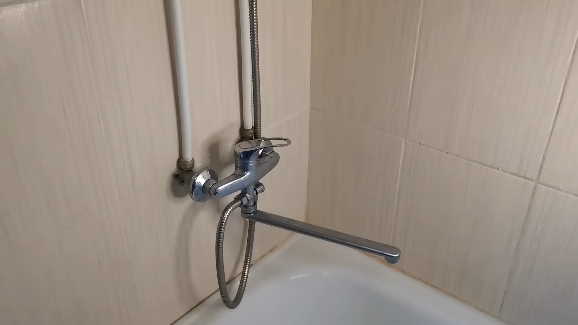 Графік відключення води з 13 по 17 листопада у Харкові: де не буде водопостачання кілька діб